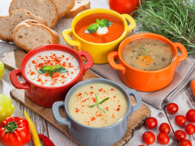 5 tips to make healthier soups in winter