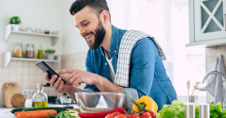 10 apps to help you meal plan and stay on track with your diet in 2024
