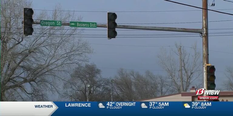 Hiawatha leaders reject lane reduction plan, will look into repairing downed traffic lights – WIBW