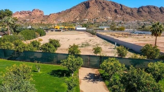 Mountainside Fitness founder sells Paradise Valley home for $7M